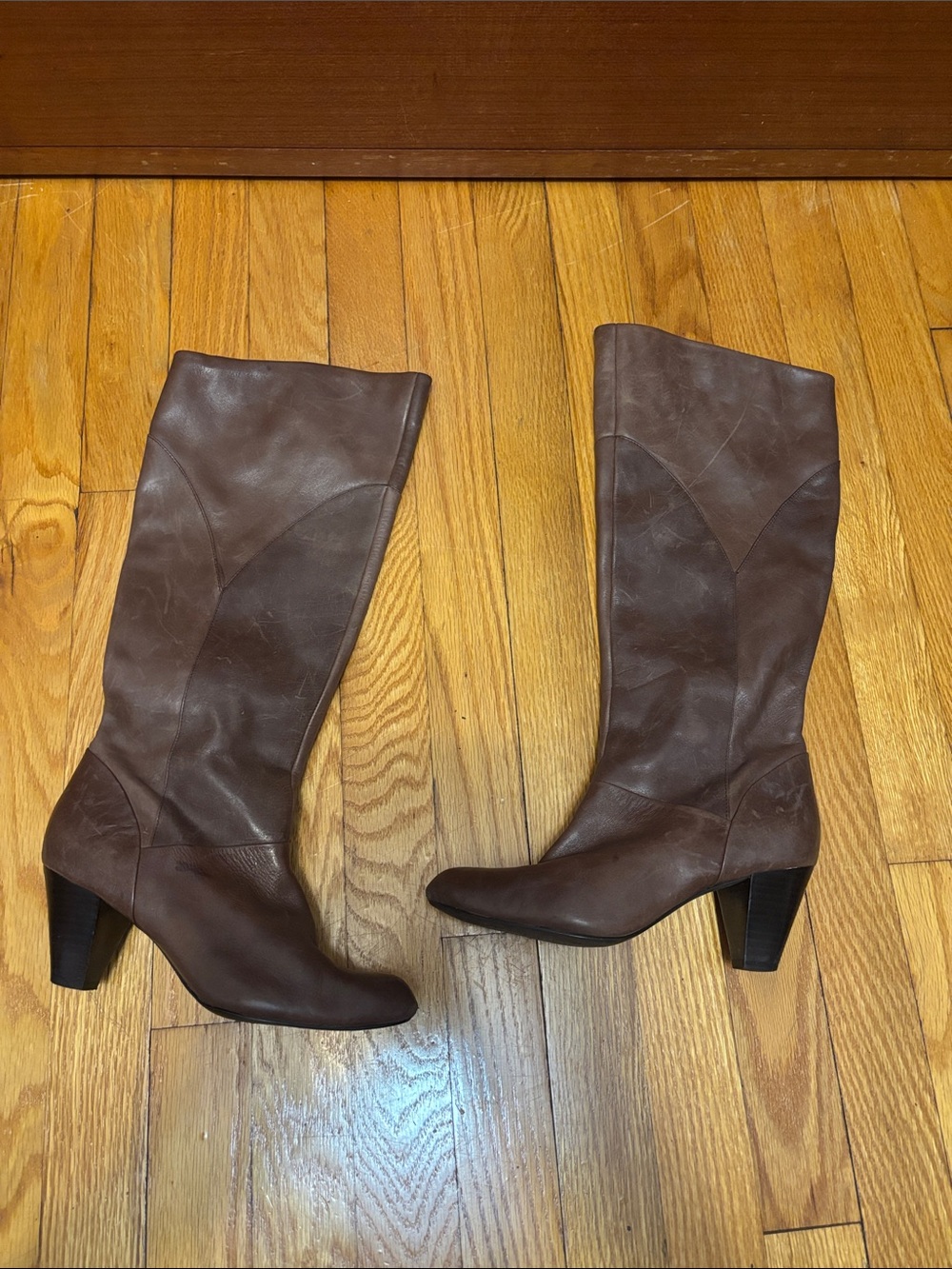 Women's Audrey Brooke Brown Leather Luxury Size 6 Heeled Boots